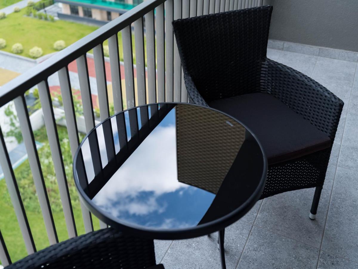 Imo Apartment *
